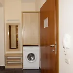 малина Ξενοδοχείο με διαμερίσματα 4*