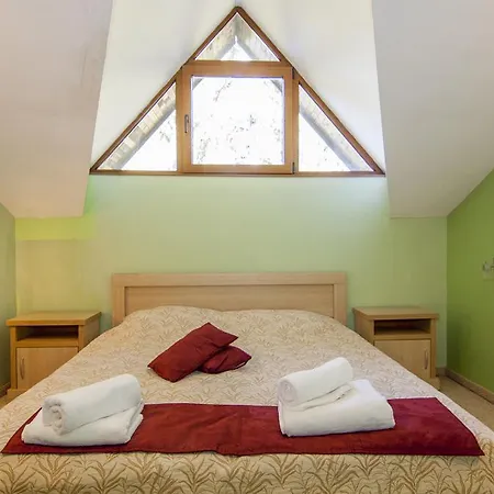 малина Hotel de apartamente Pamporovo