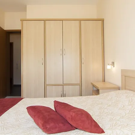 малина Aparthotel Pamporowo