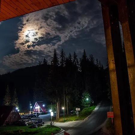 Hotel de apartamente малина